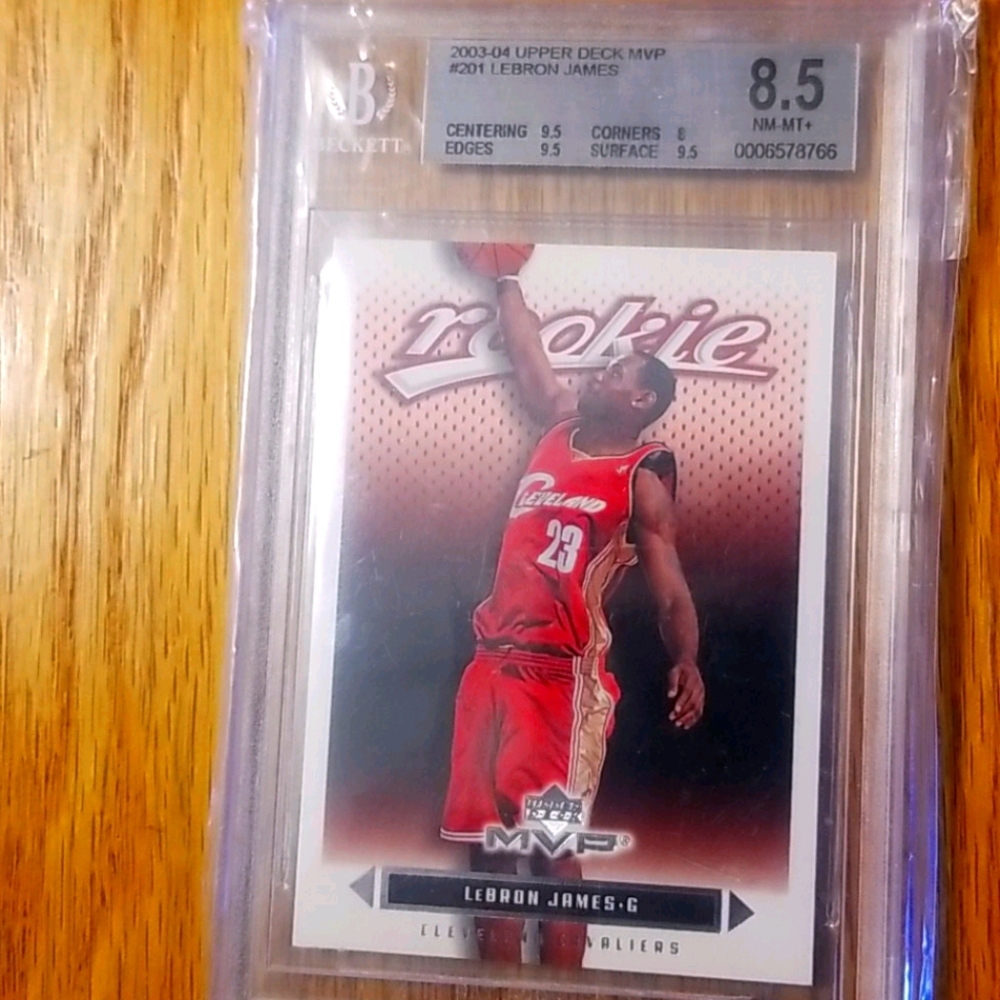 Lebron JAMES!!  Rookie MVP Card Great Card